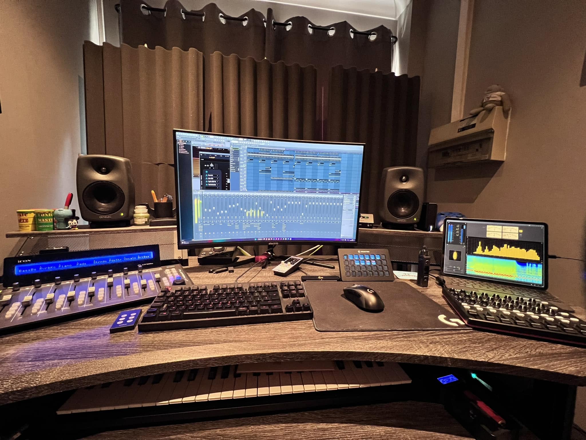 Jumpin Jack's home studio setup